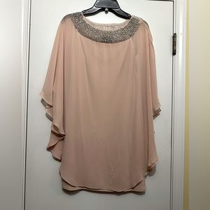 Semi formal dress plush colored with beaded collar. Size 4 p